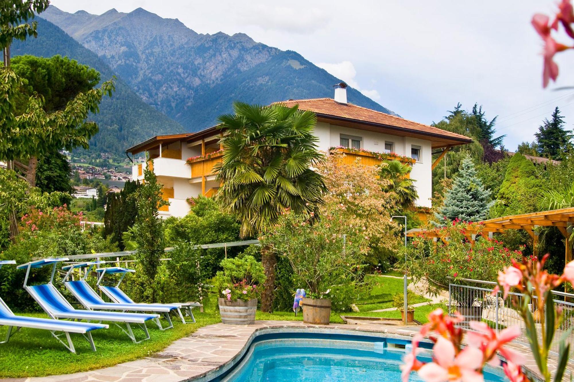 Hotel Bellevue Tirolo Ngoại thất bức ảnh