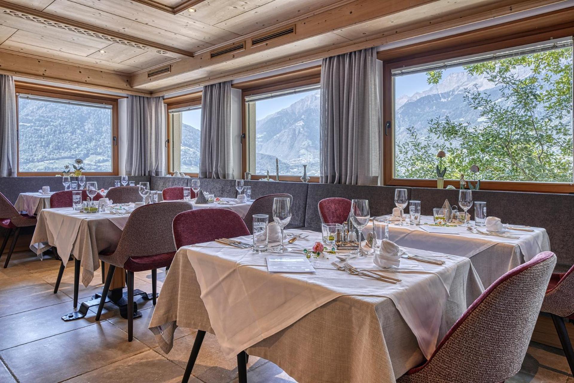 Hotel Bellevue Tirolo Ngoại thất bức ảnh