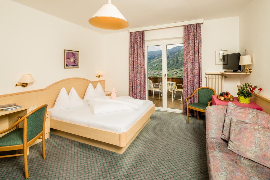 Hotel Bellevue Tirolo Ngoại thất bức ảnh